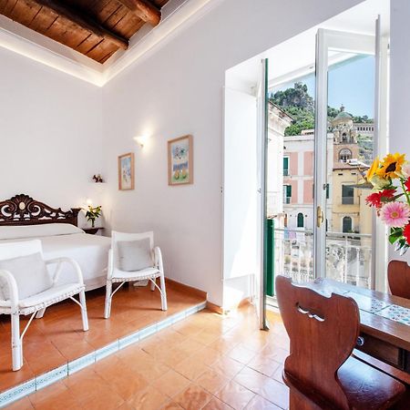 Apartamento Amalfi Un Po'... Exterior foto