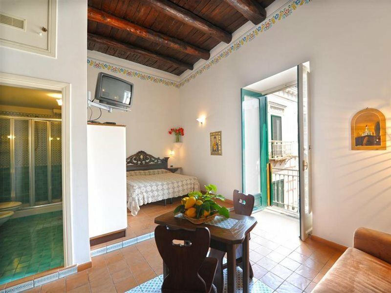 Apartamento Amalfi Un Po'... Exterior foto